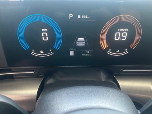 Used 2024 Hyundai Kona SEL FWD image 15