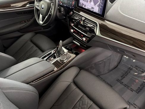 Used 2023 BMW 540i 540i w/ Convenience Package image 15