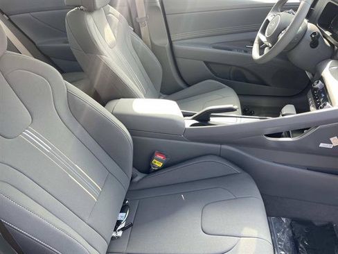 New 2026 Hyundai Elantra Sport FWD image 28