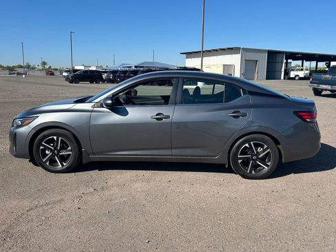 Used 2024 Nissan Sentra SV FWD image 8