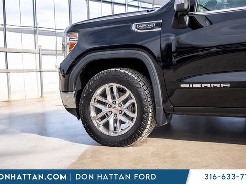 Used 2019 GMC Sierra 1500 SLT w/ SLT Premium Package image 38