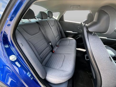 Used 2025 Kia K4 EX FWD image 19
