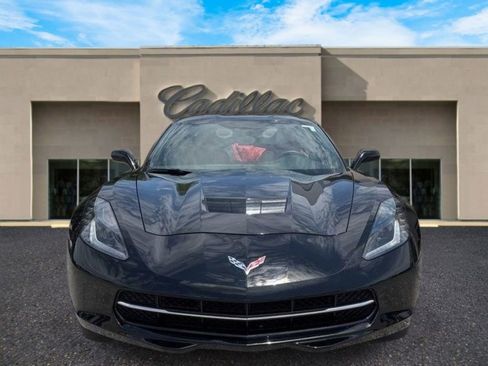Used 2019 Chevrolet Corvette Stingray Coupe w/ 1LT RWD image 11