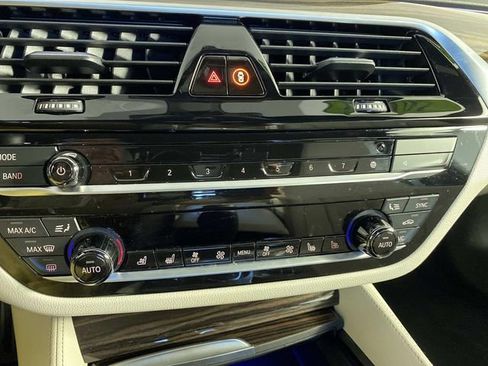 Used 2022 BMW 540i xDrive 540i xDrive w/ Executive Package image 22