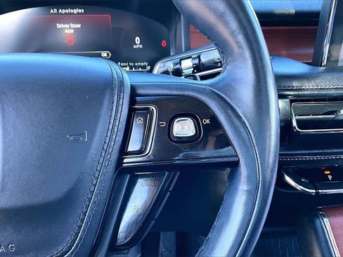 Used 2020 Lincoln Aviator Reserve w/ Equipment Group 202A image 19