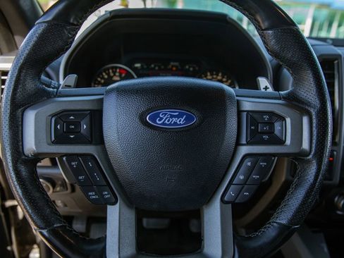 Used 2018 Ford F150 Raptor w/ Equipment Group 802A Luxury AWD/4WD image 18