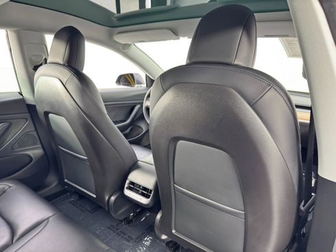 Used 2020 Tesla Model 3 Standard Range Plus image 35