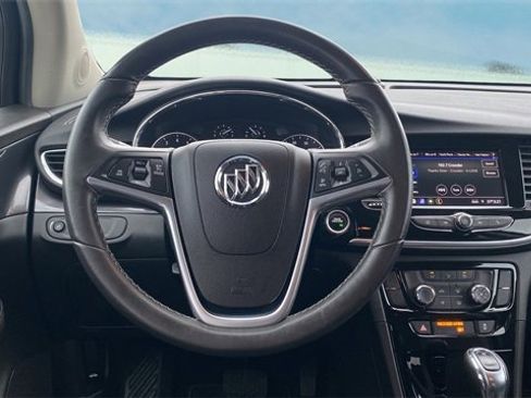 Used 2022 Buick Encore Preferred w/ Safety Package image 11