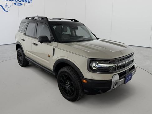 Certified 2025 Ford Bronco Sport Badlands AWD/4WD image 3