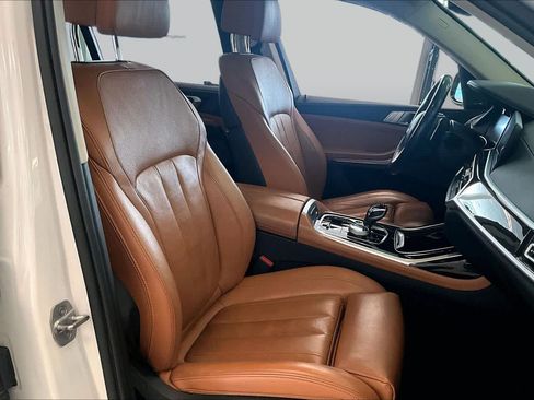 Used 2019 BMW X7 xDrive50i w/ Premium Package AWD/4WD image 8