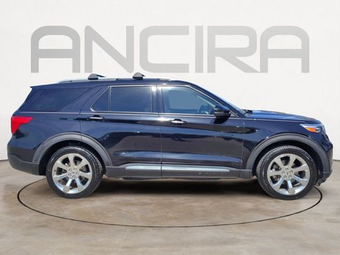Used 2020 Ford Explorer Platinum w/ Premium Technology Package AWD/4WD image 12