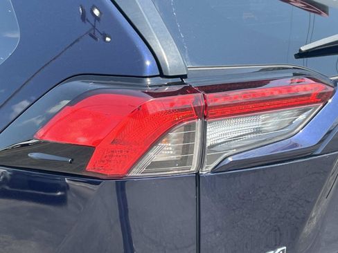 Used 2020 Toyota RAV4 XLE w/ Convenience Package AWD/4WD image 41