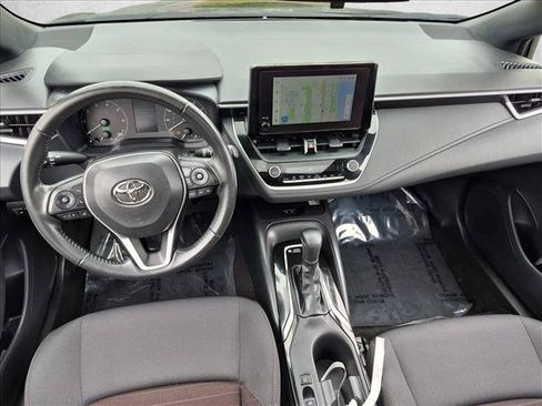 Used 2024 Toyota Corolla SE w/ SE Package FWD image 19
