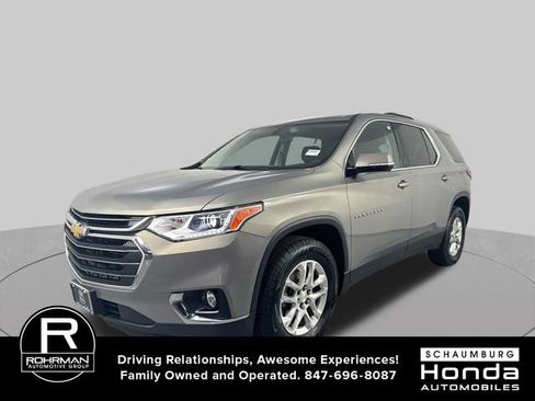 Used 2018 Chevrolet Traverse LT AWD/4WD image 2