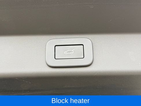 Used 2024 Land Rover Range Rover Sport SE image 45