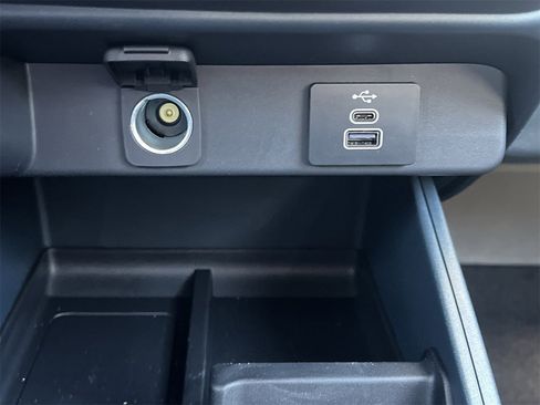 New 2026 Ford Maverick Lobo image 8