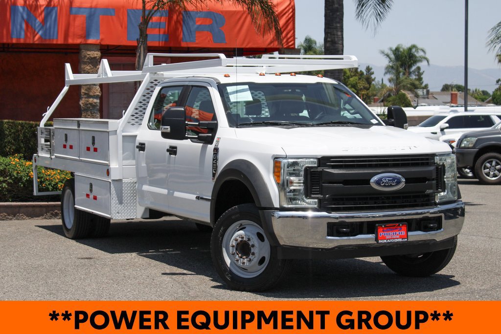 Used 2017 Ford F450 XL w/ Power Equipment Group RWD image 2