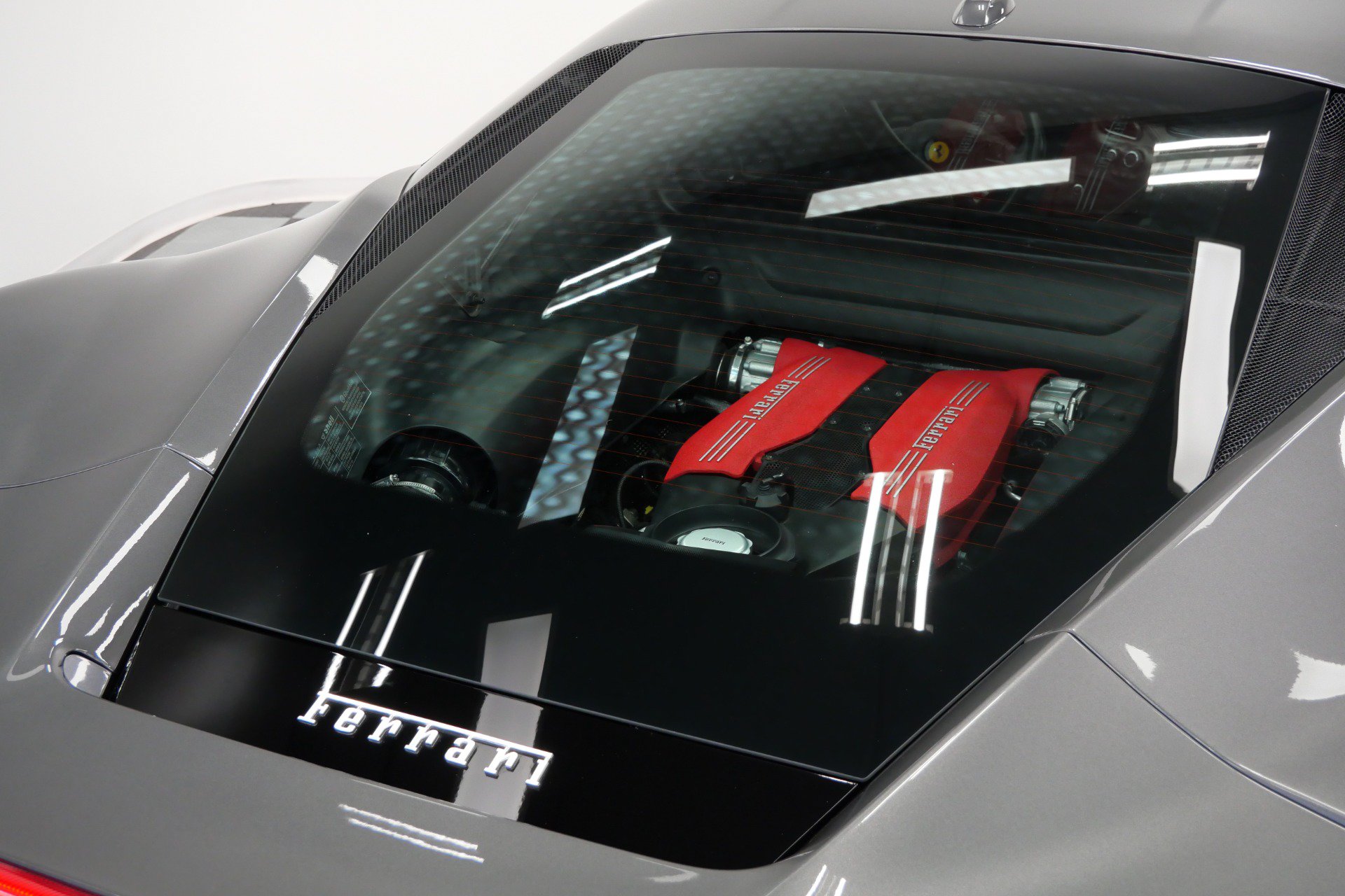 Used 2019 Ferrari 488 GTB RWD image 54
