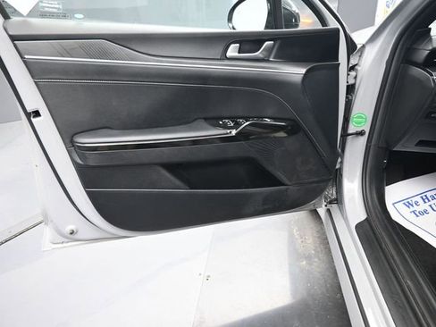 Used 2025 Kia K5 GT-Line image 9