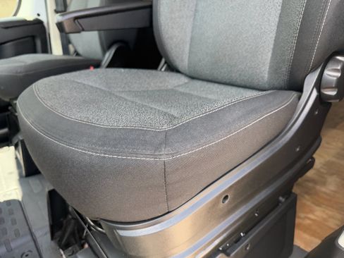 Used 2021 RAM ProMaster 2500 w/ Convenience Group image 14