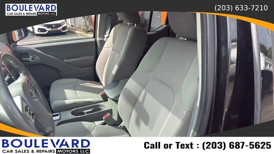 Used 2016 Nissan Frontier SV AWD/4WD image 24
