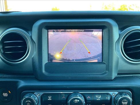 Certified 2021 Jeep Wrangler Willys image 12