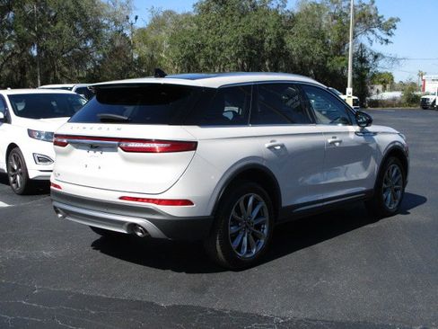 Used 2021 Lincoln Corsair FWD w/ Premium Package image 6