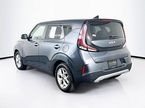 Used 2025 Kia Soul LX w/ LX Technology Package FWD image 5