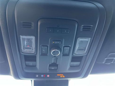 Certified 2024 Chevrolet Suburban Premier w/ Premium Package image 29