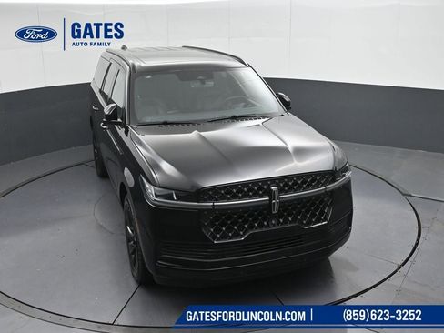 New 2025 Lincoln Navigator L Reserve w/ Jet Appearance Package image 46