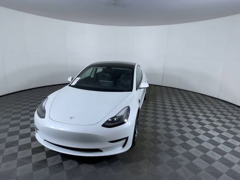 Used 2023 Tesla Model 3 Long Range image 3