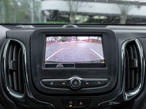 Used 2023 Chevrolet Equinox RS image 10