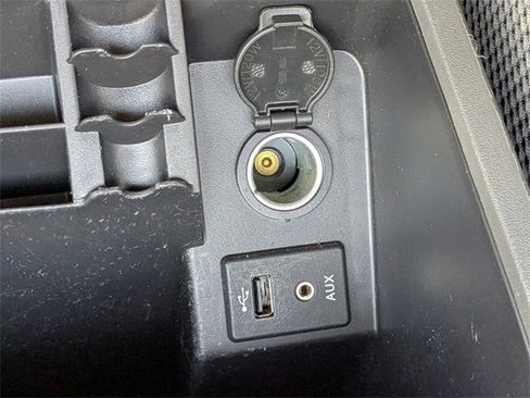 Used 2016 Nissan Frontier SV w/ SV Value Truck Package image 23