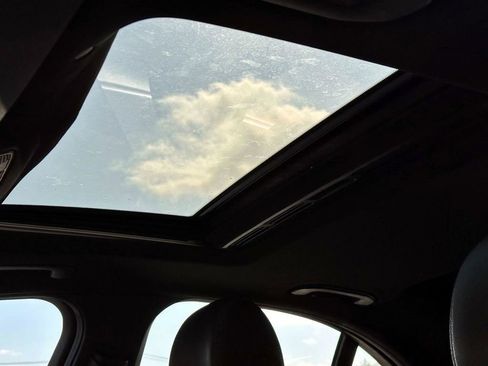 Used 2021 Mercedes-Benz C 300 4MATIC Sedan image 18