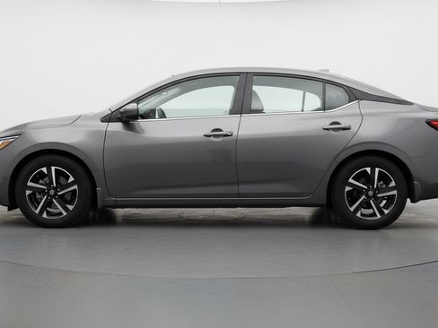 Used 2025 Nissan Sentra SV FWD image 5
