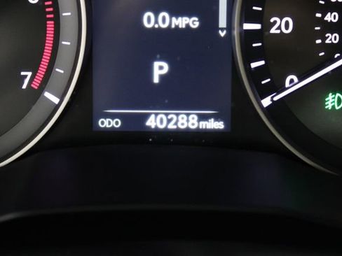 Used 2018 Lexus ES 350 w/ Premier Package FWD image 7