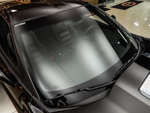 Used 2009 Chevrolet Corvette ZR1 w/ Preferred Equipment Group RWD image 25