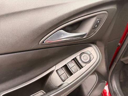 Used 2022 Buick Encore GX Select w/ Sport Touring Package image 13