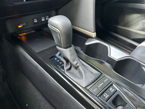 Certified 2025 Toyota Camry SE FWD image 28
