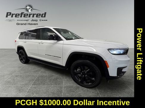 Used 2024 Jeep Grand Cherokee L Altitude image 9