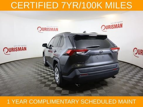Used 2021 Toyota RAV4 LE w/ Carpet Mat Package (TMS) AWD/4WD image 22