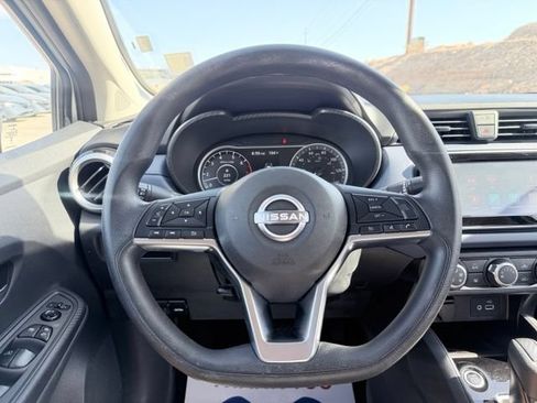 Used 2024 Nissan Versa SV FWD image 9