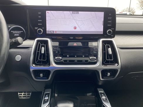 Used 2021 Kia Sorento SX image 24