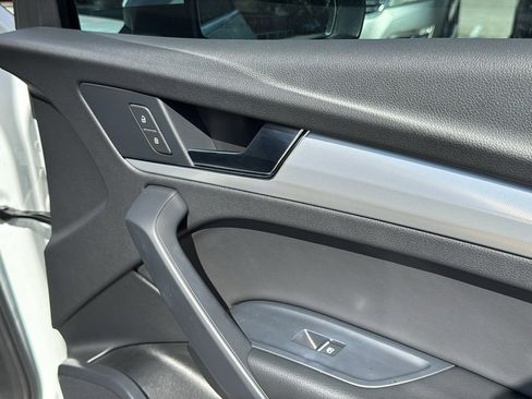 Certified 2024 Audi Q5 2.0T Premium w/ Convenience Package image 30