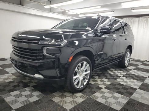 Used 2022 Chevrolet Tahoe High Country image 3
