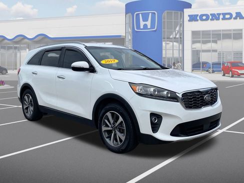 Used 2019 Kia Sorento EX image 1