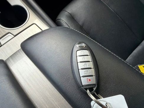 Used 2016 Nissan Murano SL FWD image 17