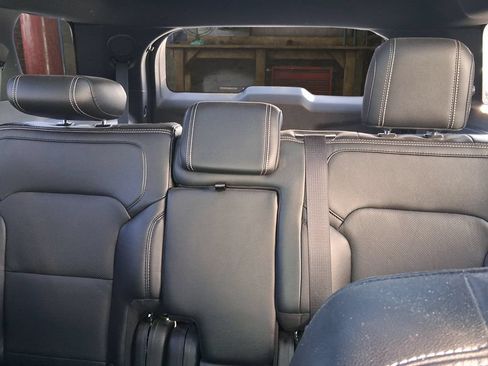 Used 2016 Ford Explorer Limited AWD/4WD image 12