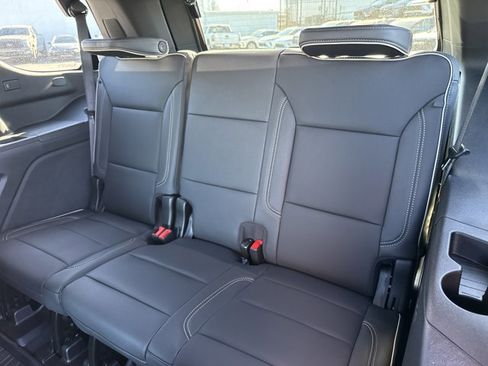 New 2026 GMC Yukon Elevation w/ LPO, Floor Liner Package image 7