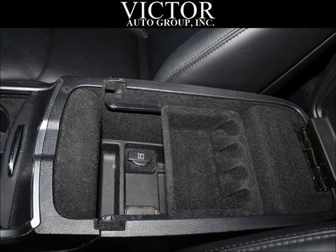 Used 2012 Chrysler 300 Limited RWD image 20